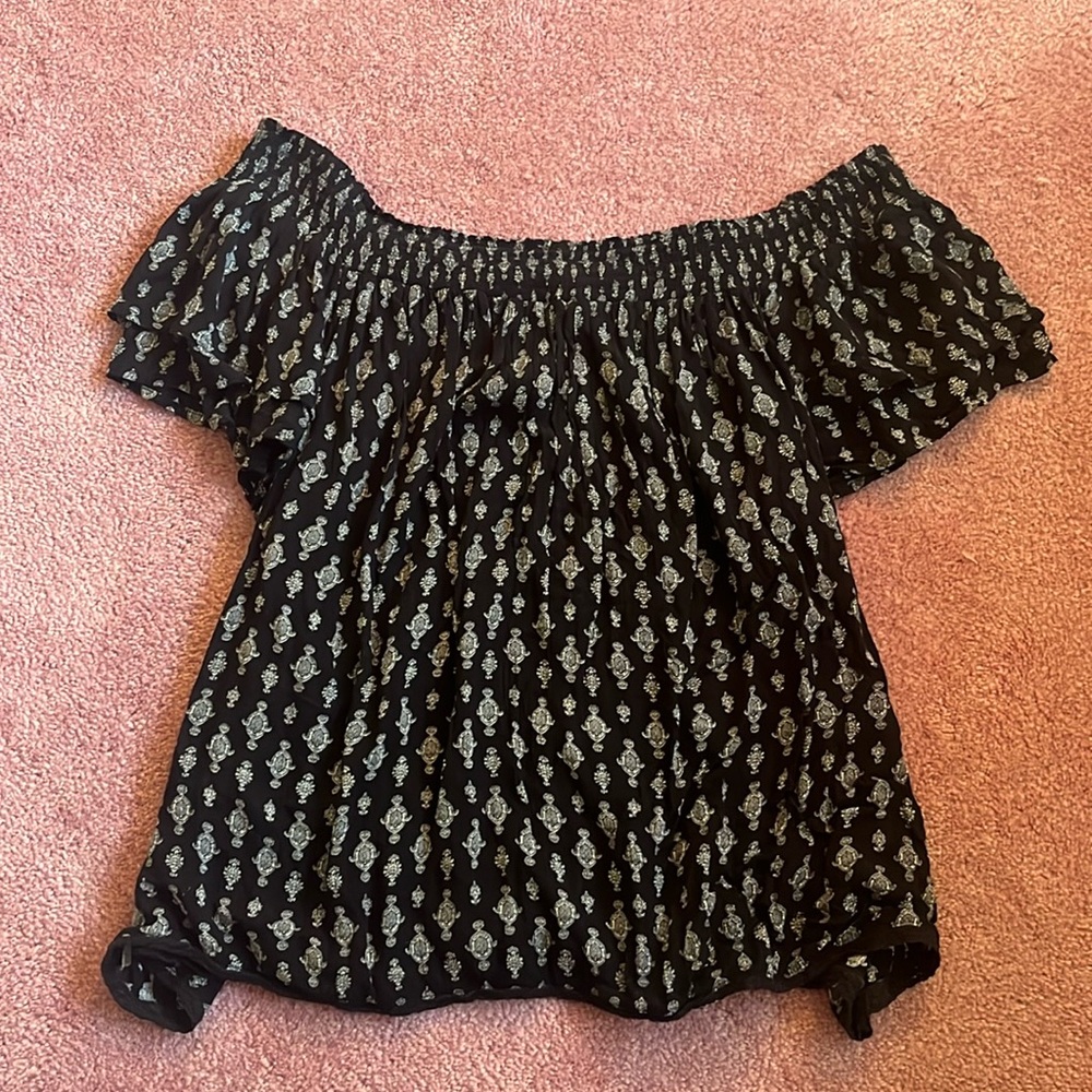 Xhilaration Off the Shoulder Black and White Top Size XXL